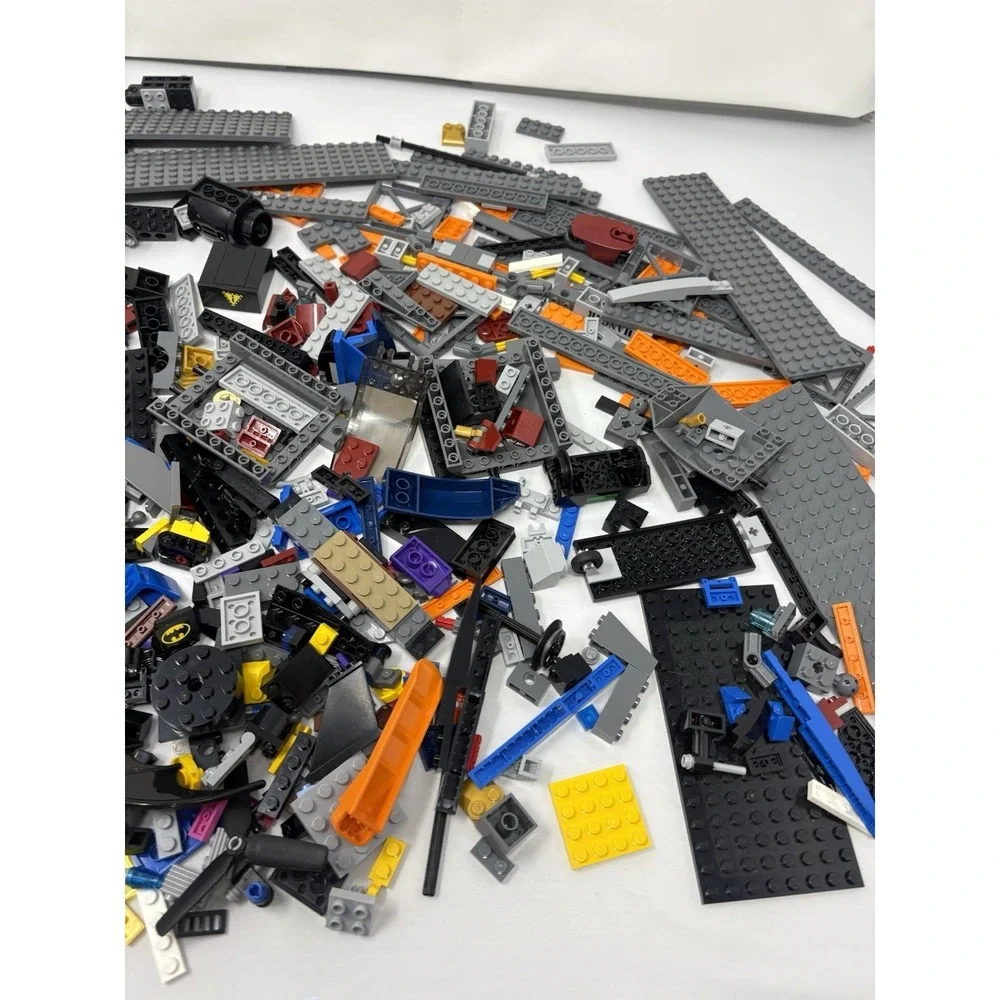 LEGO Dark Bulk Lot Random Bricks Pieces Parts Mixed 2 Lbs 2 Oz - Picture 3 of 6